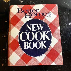 Better Homes & Gardens New Cookbook 1981 Red Plaid Ring Binder Pre-Owned